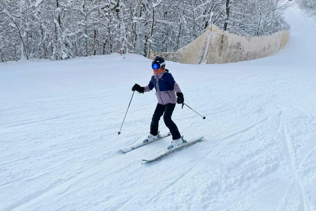 People – The Best Ski Jackets We Tested on the Slopes, Including Halfdays, Stio, and Patagonia